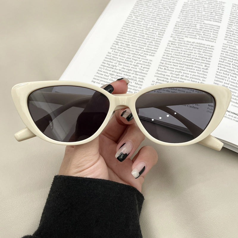 Wholesale of Small Frame Cat Eye PC Sunglasses